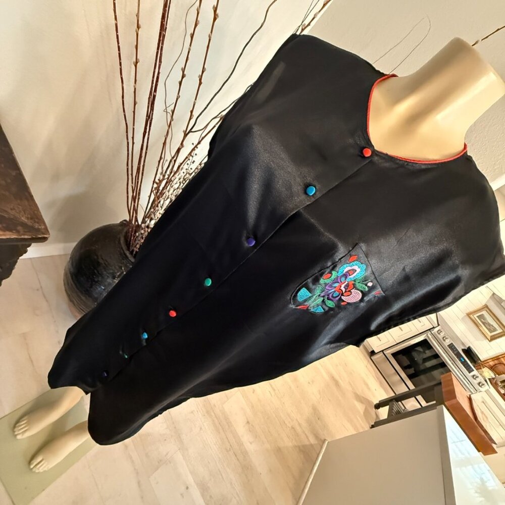 VAL-MODE LINGERIE Black Satin Night Shirt w/ Embroidered Front Pocket
